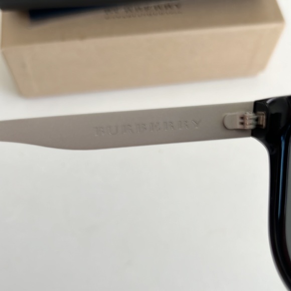Good condition used Black Burberry Sunglasses. - Picture 2 of 6